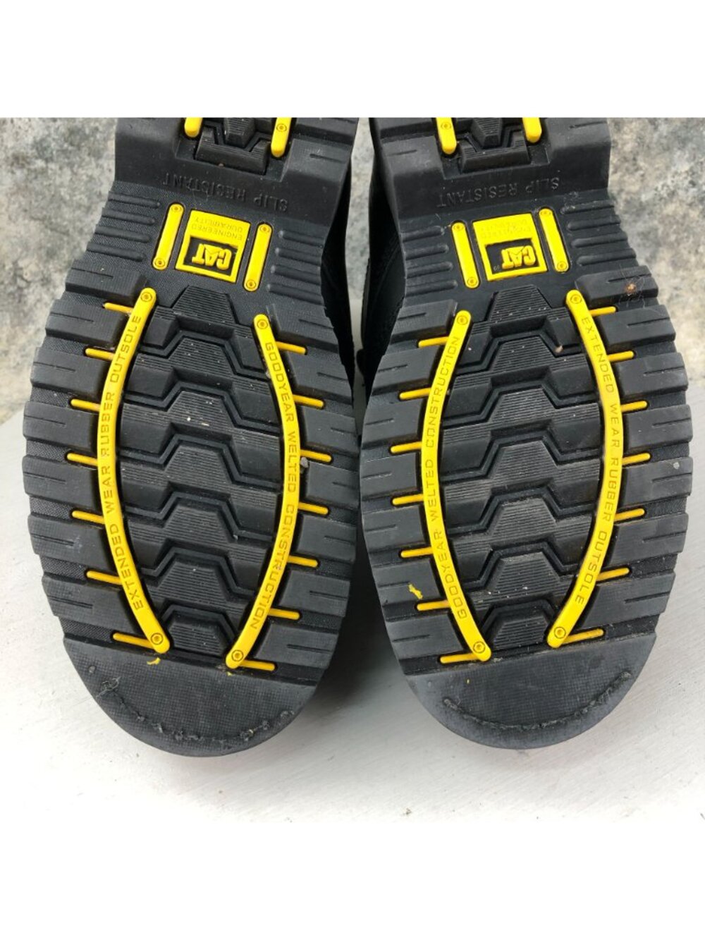 Caterpillar Men's Size 11 Black Leather Soft Toe Lace-Up Oil Resistant Work Boot - Picture 12 of 15